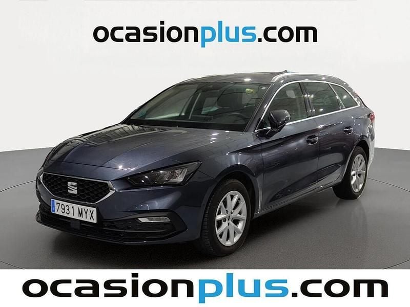 Usado Seat Leon ST Style 116 CV (85 kW) 2025 Gris Familiar