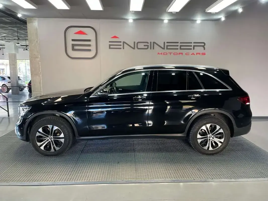 Usado Mercedes GLC300 245 CV (180 kW) 2022 Negro SUV