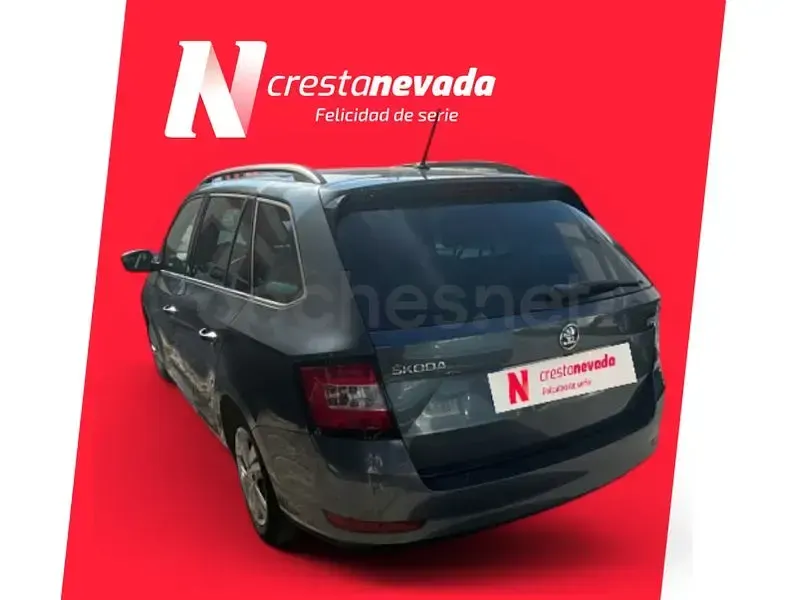 Usado Skoda Fabia Ambition 95 CV (69 kW) 2019 Gris / plata Utilitario