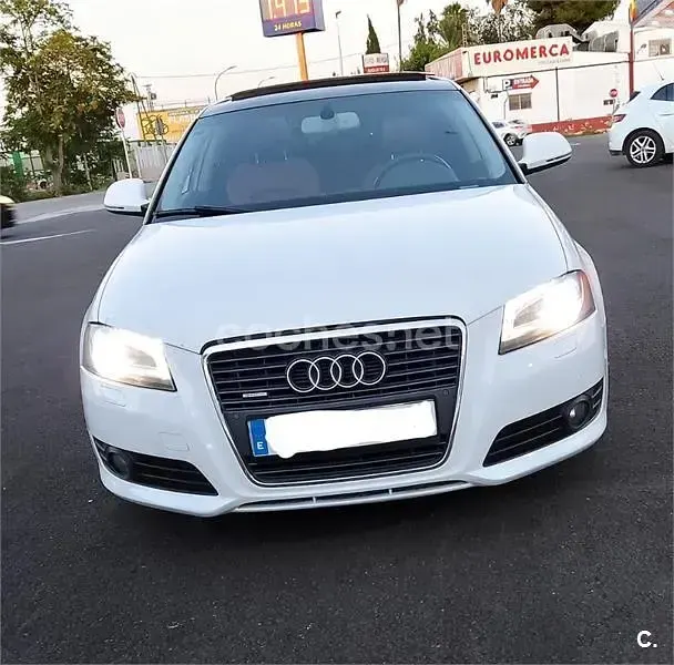 Usado Audi A3 Ambition 170 CV (125 kW) 2009 Blanco Utilitario