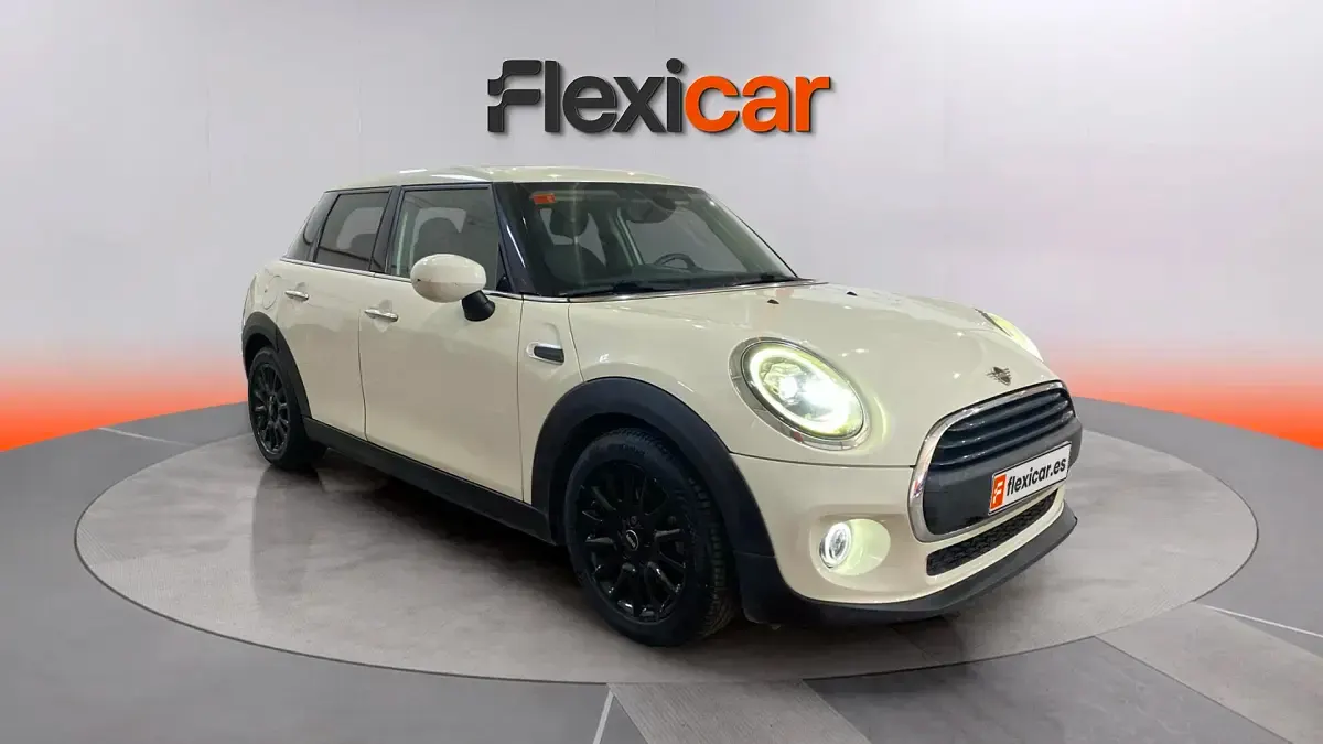 Usado Mini ONE 102 CV (75 kW) 2019 Utilitario