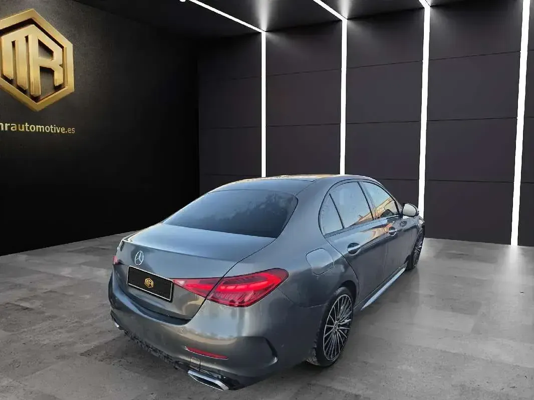 Usado Mercedes C220 200 CV (147 kW) 2022 Gris Berlina