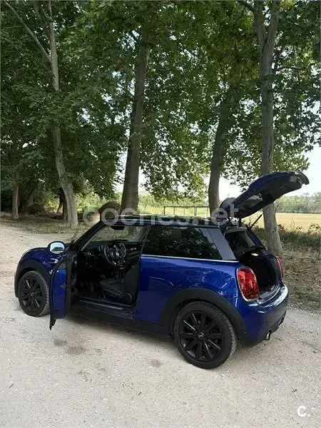 Usado Mini Cooper 136 CV (100 kW) 2018 Azul Utilitario
