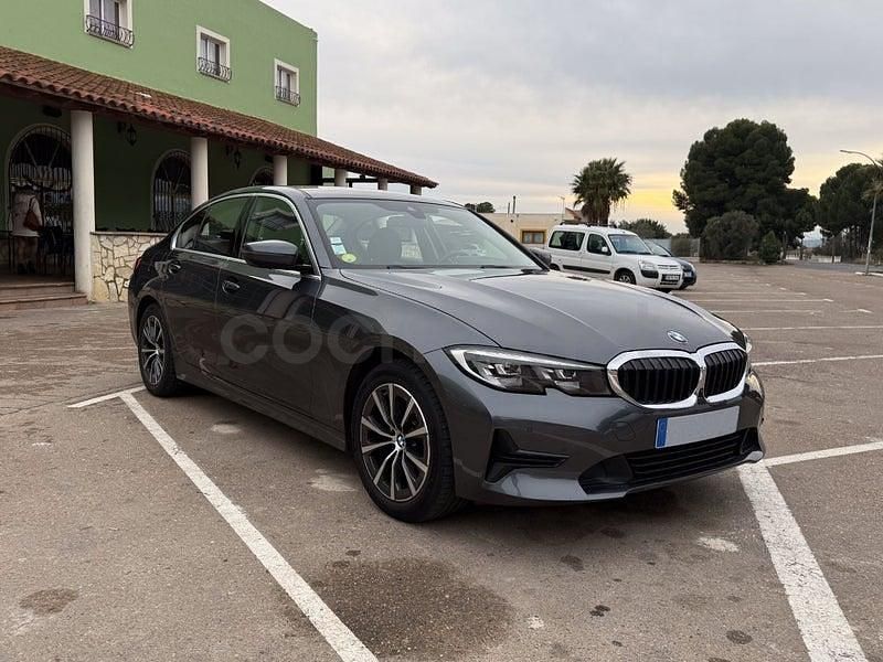 Usado BMW 320e 190 CV (139 kW) 2021 Gris / plata Berlina