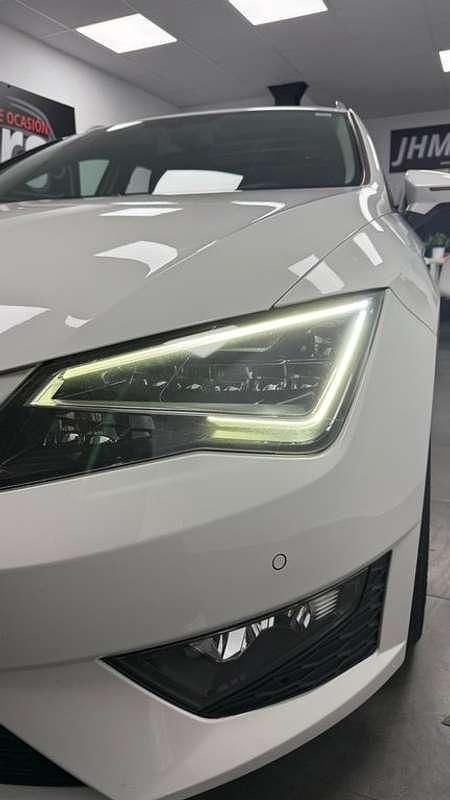 Usado Seat Leon ST FR 150 CV (110 kW) 2014 Blanco Familiar