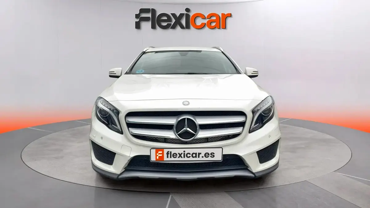 Usado Mercedes GLA220 AMG line 177 CV (130 kW) 2016 Blanco SUV