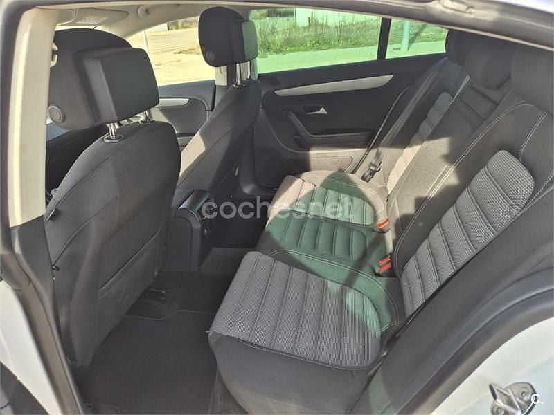 Usado VW CC R-line 140 CV (102 kW) 2015 Blanco Berlina