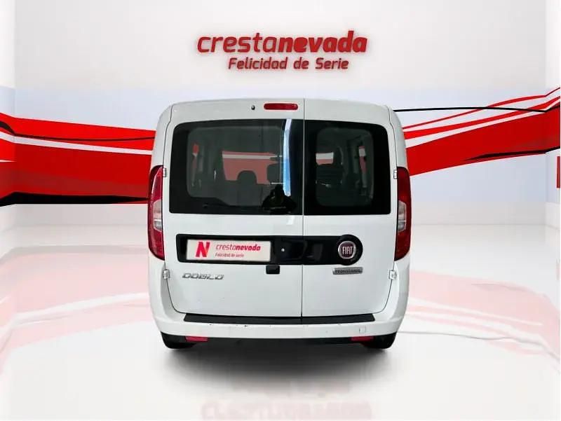 Usado Fiat Doblò 105 CV (77 kW) 2021 Monovolumen