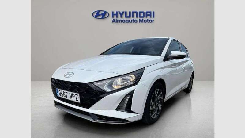 Blanco Usado 2024 Hyundai i20 Utilitario | 16.490 € (Precio justo) - Imagen 1/4