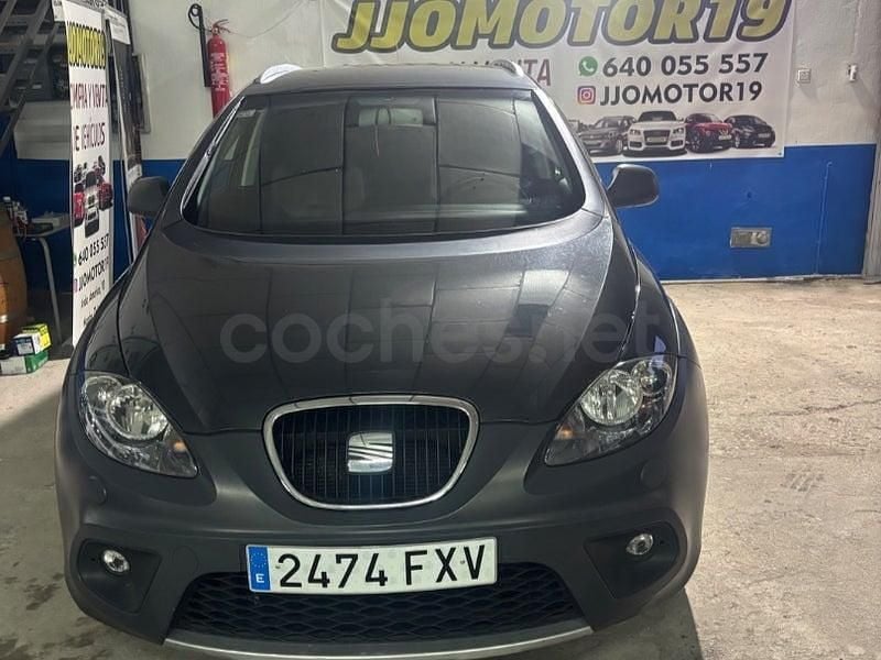 Usado Seat Altea FR 170 CV (125 kW) 2007 Negro Monovolumen