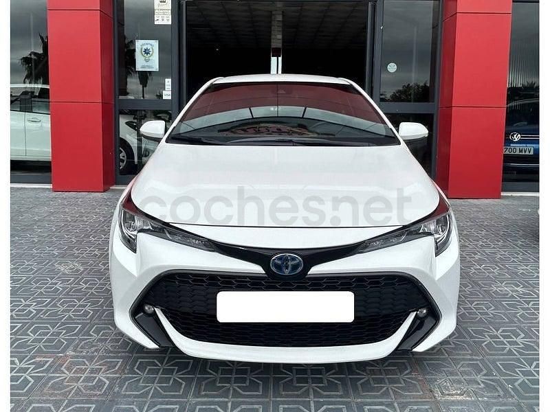 Usado Toyota Corolla Business Edition 122 CV (89 kW) 2021 Blanco Berlina