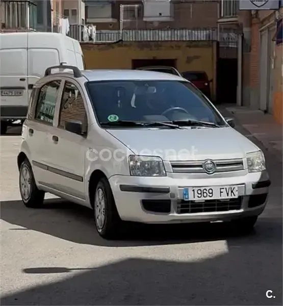 Usado Fiat Panda Dynamic 60 CV (44 kW) 2007 Gris / plata Utilitario