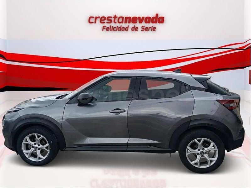 Usado Nissan Juke N-Connecta 114 CV (83 kW) 2021 Gris / plata SUV