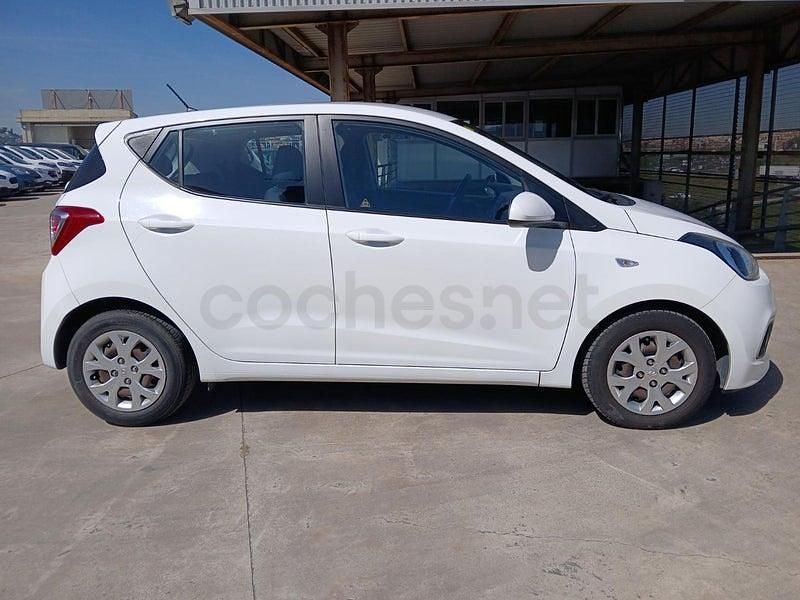 Usado Hyundai i10 87 CV (63 kW) 2014 Blanco Utilitario