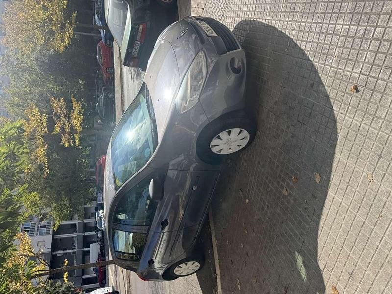 Gris Usado 2010 Renault Clio II Campus Utilitario | 4990 € (Precio justo) - Imagen 1/4