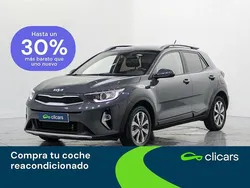 Blanco Usado 2022 Kia Stonic SUV | 14.290 € (Buen precio)