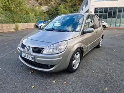 Beige Usado 2007 Renault Scénic II Monovolumen | 3500 € (Precio justo)