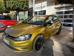 Amarillo Usado 2018 VW Golf VII Advance Berlina | 13.999 € (Un poco caro)