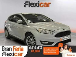 Gris Usado 2016 Ford Focus Berlina | 10.390 € (Precio justo)