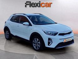 Blanco Usado 2023 Kia Stonic SUV | 13.390 € (Precio justo)