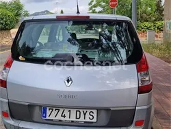 Gris / plata Usado 2006 Renault Scénic II Privilege Monovolumen | 3400 € (Precio justo)