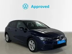 Azul Usado 2023 VW Golf VIII Life | 26.990 € (Precio justo)