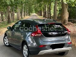 Gris / plata Usado 2014 Volvo V40 CC Summum Familiar | 7000 € (Caro)