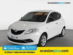 Blanco Usado 2017 Lancia Ypsilon Gold Utilitario | 9150 € (Un poco caro)