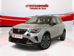 Gris / plata Usado 2024 Seat Arona FR SUV | 21.000 € (Precio justo)