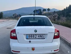 Blanco Usado 2012 Skoda Octavia Family Berlina | 4300 €