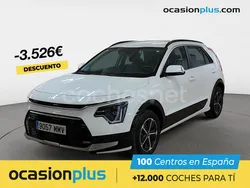 Blanco Usado 2024 Kia Niro SUV | 24.350 € (Precio justo)