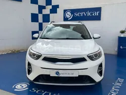 Blanco Usado 2021 Kia Stonic SUV | 15.490 € (Un poco caro)