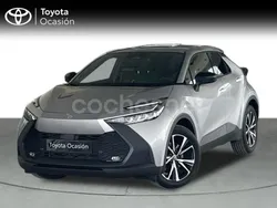Gris / plata Usado 2024 Toyota C-HR Advance SUV | 34.500 € (Caro)