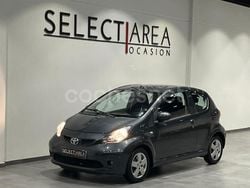 Gris / plata Usado 2006 Toyota Aygo Utilitario | 3990 € (Caro)