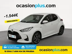 Blanco Usado 2021 Toyota Yaris Hybrid Business Edition Berlina | 16.990 € (Precio justo)