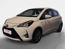 Usado 2020 Toyota Yaris Hybrid Active Berlina | 13.895 € (Precio justo)