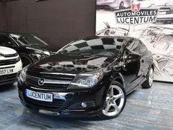 Negro Usado 2005 Opel Astra GTC Enjoy Berlina | 4500 € (Caro)