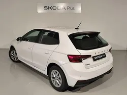 Blanco Usado 2021 Skoda Fabia Ambition | 15.300 € (Un poco caro)