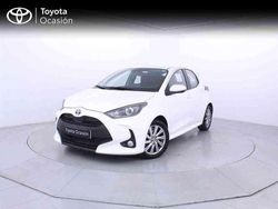Blanco Usado 2023 Toyota Yaris Hybrid Active Utilitario | 17.300 € (Precio justo)