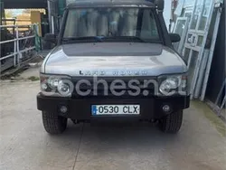 Beige Usado 2003 Land Rover Discovery 2 SUV | 11.000 € (Un poco caro)