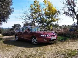 Granate Usado 2000 Hyundai Coupé Coupe | 2000 €