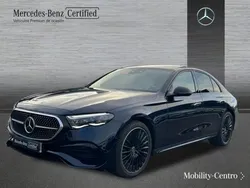 Azul náutico Usado 2024 Mercedes E220 AMG line Berlina | 73.900 € (Precio justo)