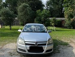 Gris / plata Usado 2004 Opel Astra Enjoy Berlina | 4000 € (Caro)