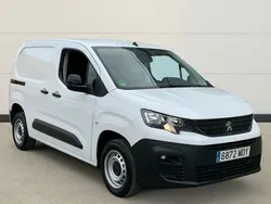 Blanco Usado 2023 Peugeot Partner Monovolumen | 21.000 € (Un poco caro)