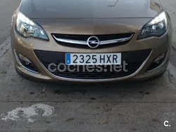 Marrón Usado 2014 Opel Astra Excellence Berlina | 6300 € (Precio justo)