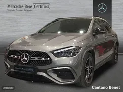 Gris / plateado Usado 2024 Mercedes GLA200 AMG line SUV | 45.900 € (Un poco caro)