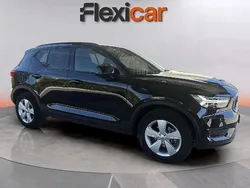 Negro Usado 2021 Volvo XC40 Momentum SUV | 20.290 € (Super precio)
