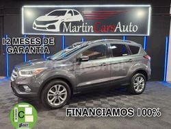 Gris / plata Usado 2017 Ford Kuga Business Edition SUV | 9490 € (Precio justo)