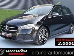 Negro Usado 2020 Mercedes B180 Monovolumen | 18.890 € (Super precio)