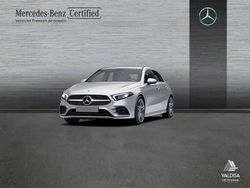 Gris / plateado Usado 2021 Mercedes A200 AMG line Berlina | 27.900 € (Precio justo)